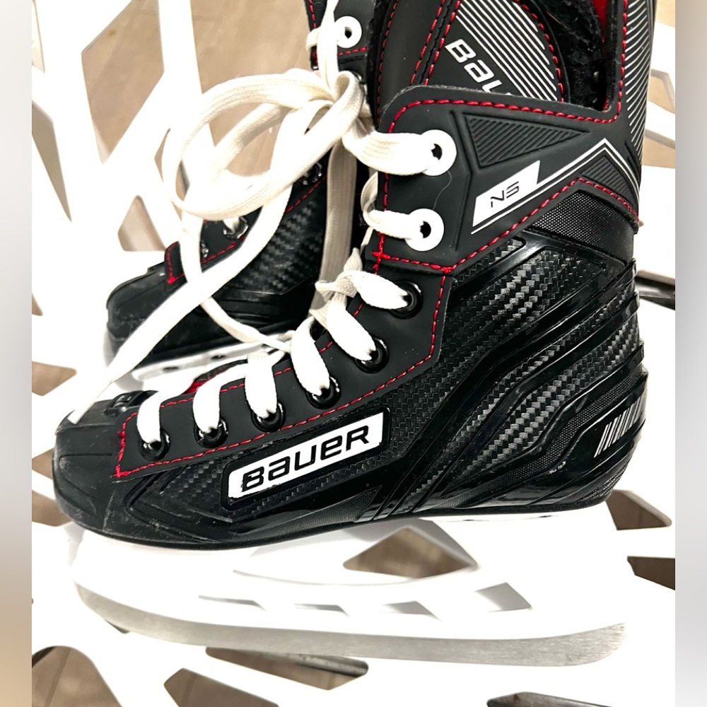 Bauer Black and White Kids Skates
